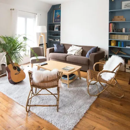 Beautiful 4-Person Apartment Near Montmartre Paris
