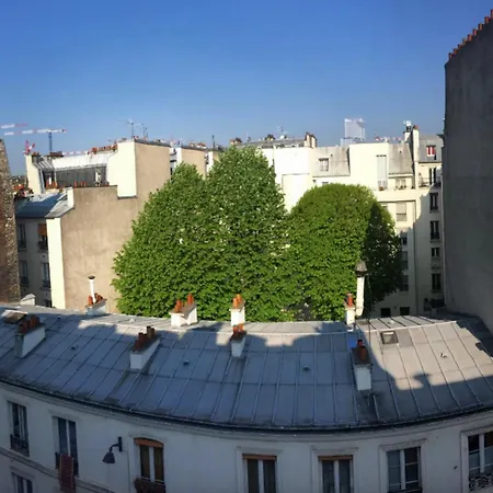 Beautiful 4-Person Apartment Near Montmartre Apartment Paris