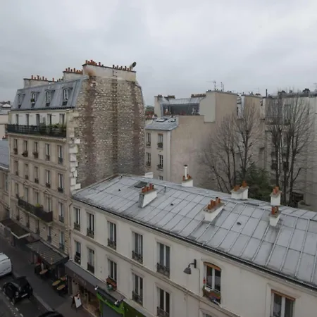 Apartment Beautiful 4-Person Apartment Near Montmartre